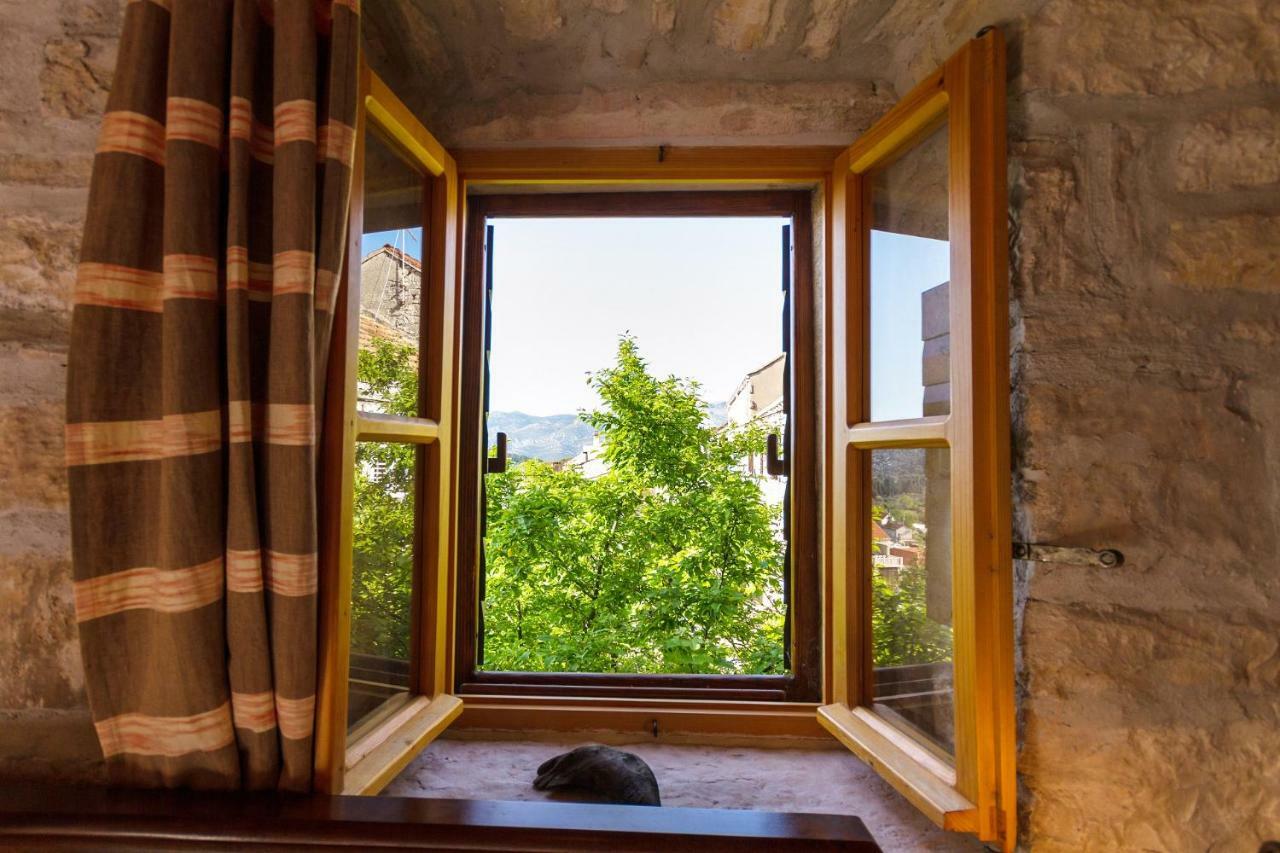 Old Small Stone House Zrnovo Exteriör bild